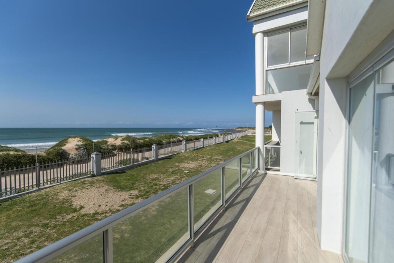 Luxury On The Beach Port Elizabeth Exterior photo